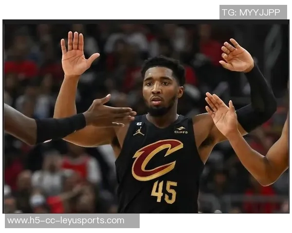 米切尔绝杀失手全场表现低迷24投仅中6分数惨淡正负值垫底