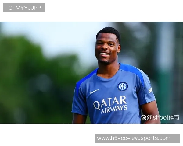 意天空报道若邓弗里斯离队国米或将优先引进帕莱斯特拉